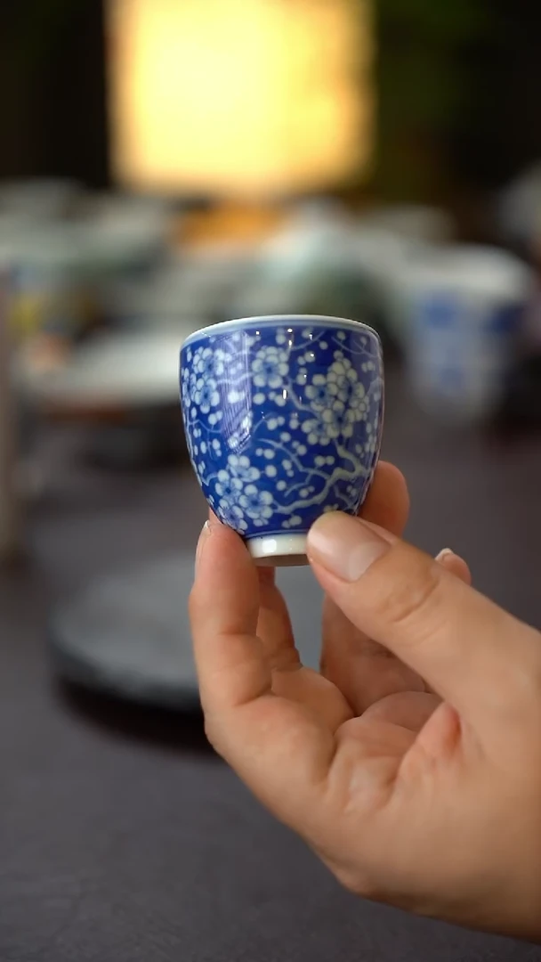 景德镇全手工手绘冰梅纹铃铛杯