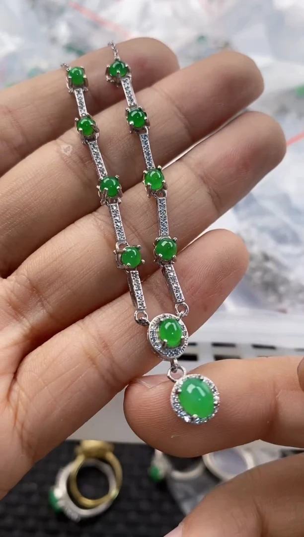 银S925镶嵌戒指翡翠10-10-10       7