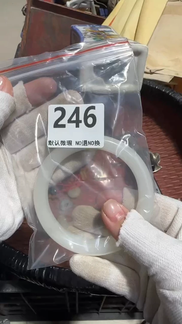 无非金属钻*哥亿容工艺品246