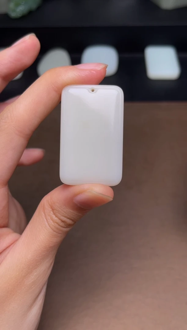 和田玉未镶嵌颈饰23