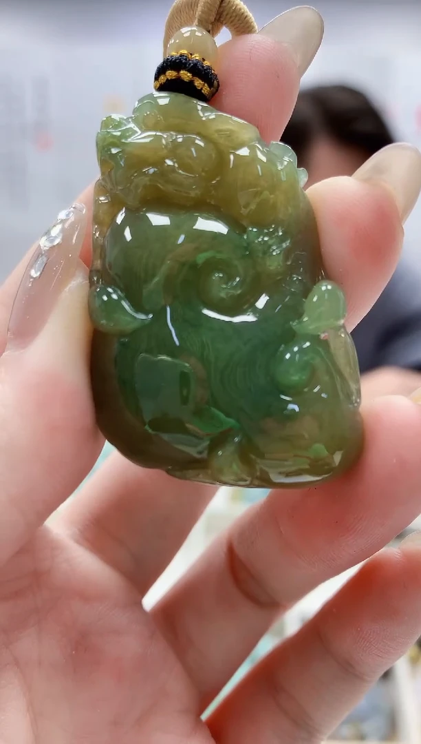 未镶嵌定制翡翠5060jw-毛货挂件58