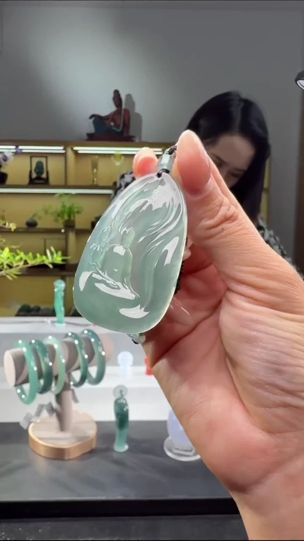 吊坠(不含链)未镶嵌翡翠观音