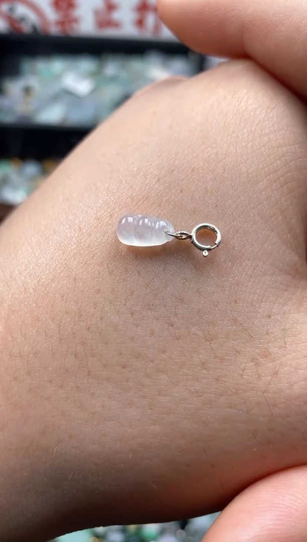 【闪购商品】翡翠颈饰未镶嵌哥哥