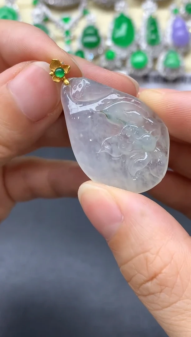 颈饰18K金镶嵌翡翠212-中国好珍宝