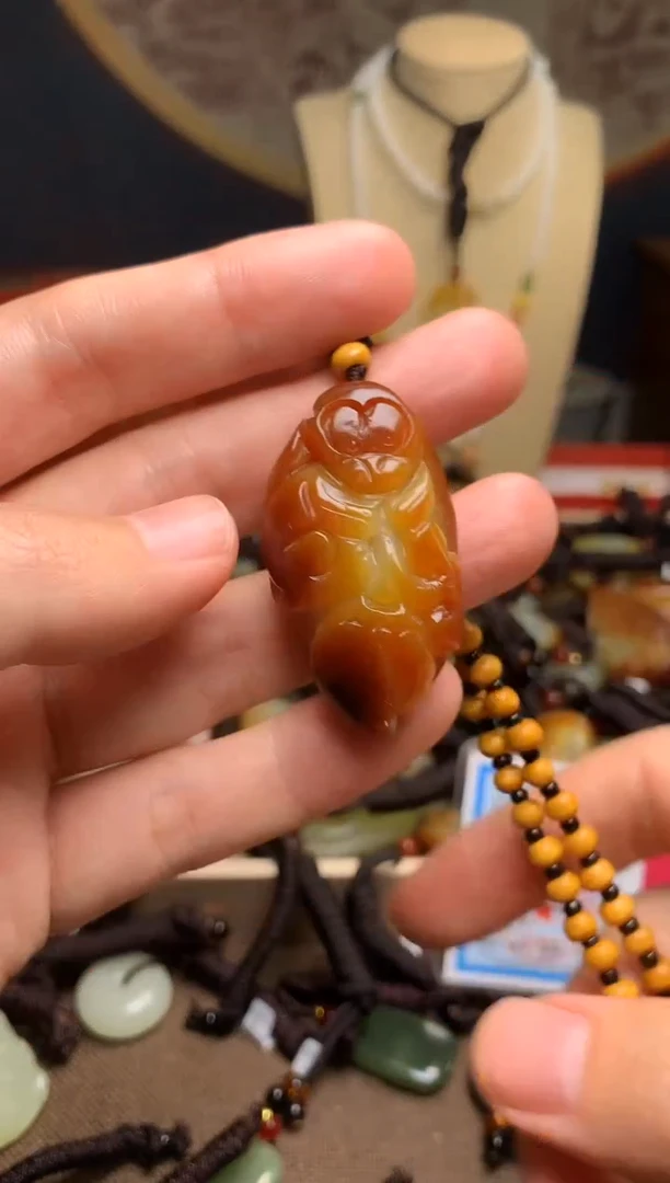 颈饰未镶嵌和田玉新疆料青海料清水和田玉吊坠