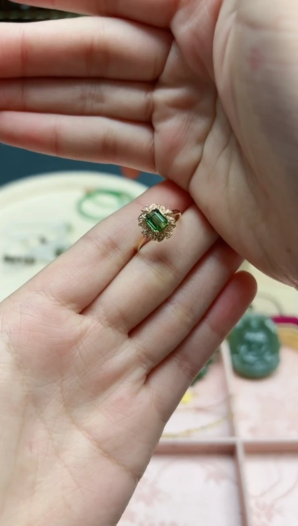 【闪购商品】碧玺戒指18K金镶嵌18k金 绿色碧玺戒指*1 XC