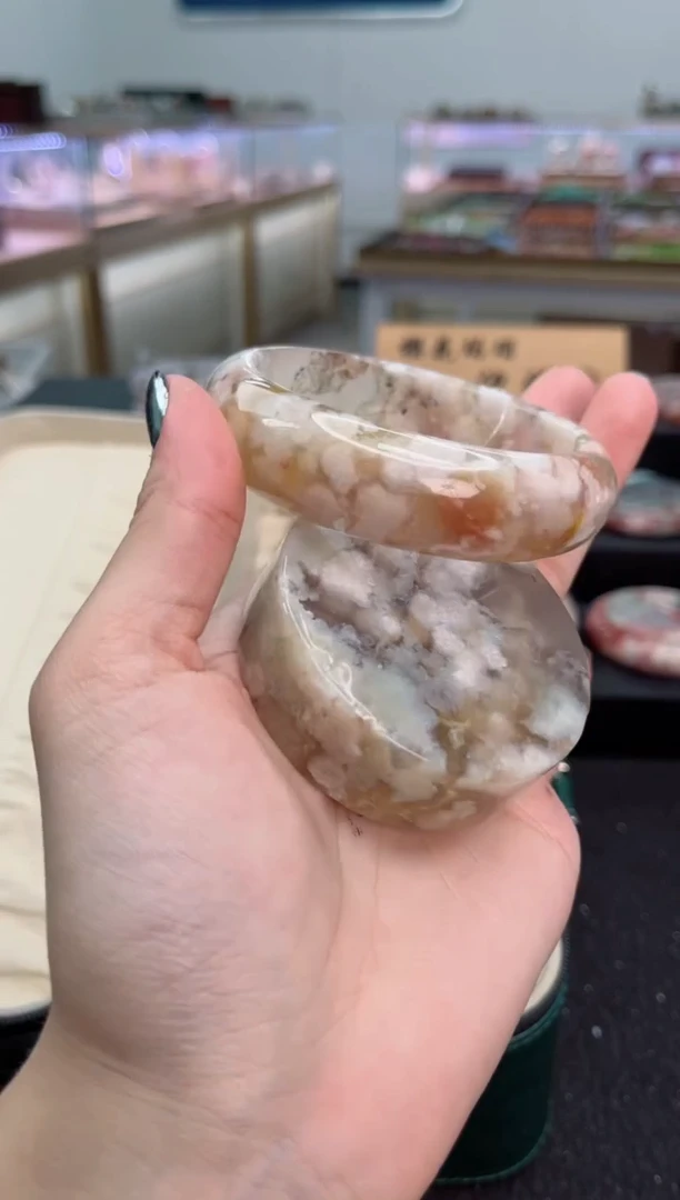 石英质玉手镯未镶嵌60圈口（赠品镯心）6888309