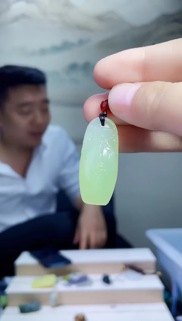 颈饰未镶嵌和田玉1