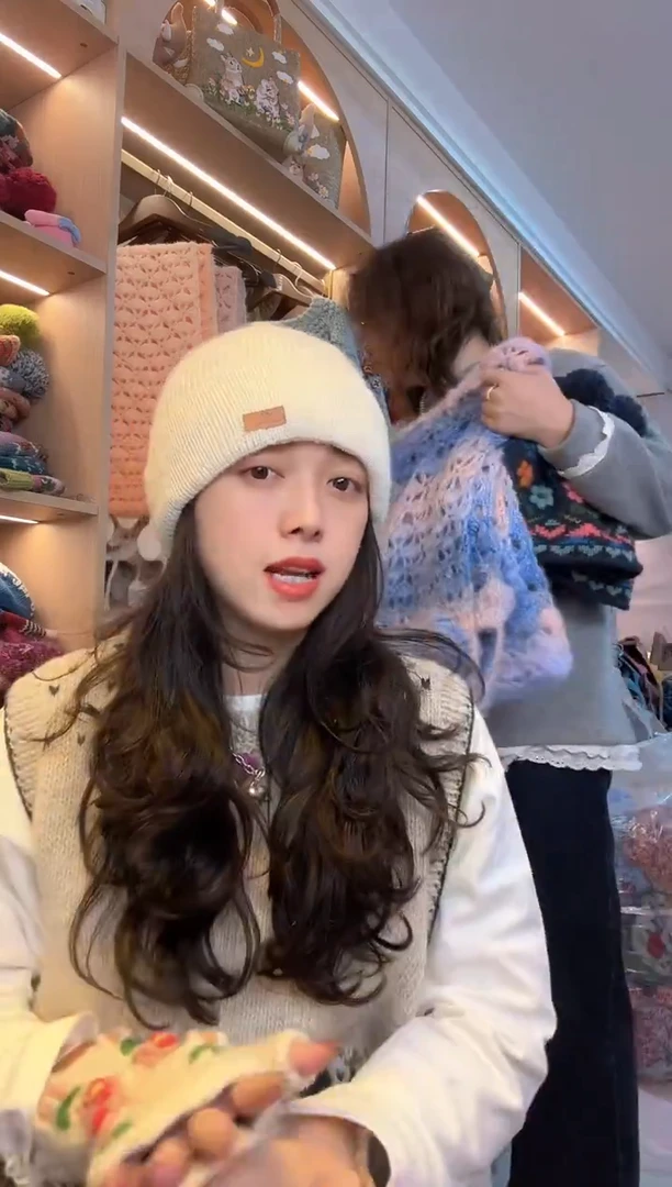 羊毛细羊毛奶白色纯色帽