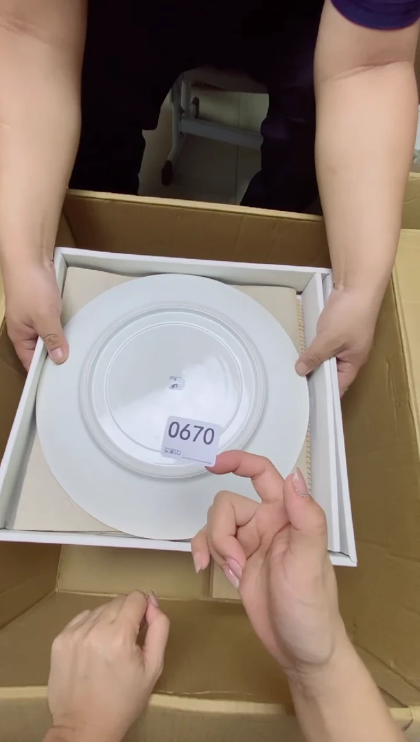 瓷片如*O670默认微瑕，谨慎参拍