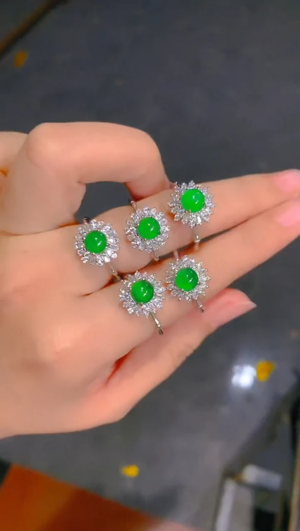 定制翡翠未镶嵌7定制翡翠-多样性发货（发其一）