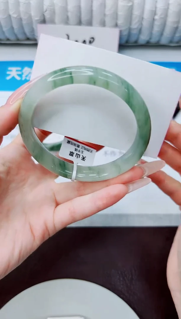 石英质玉手镯未镶嵌25/61.1