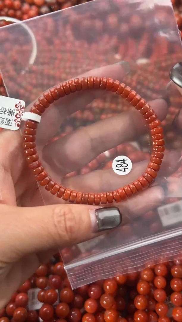 未镶嵌手串南红玛瑙1