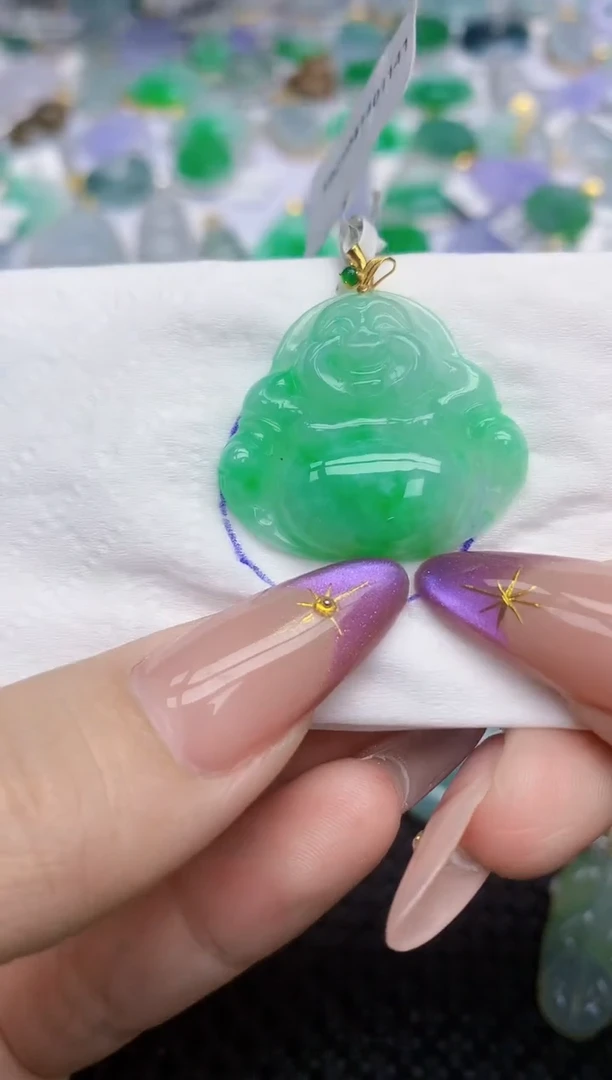 翡翠18K金镶嵌颈饰190   天然翡翠A货  百元以上9米证书费自理