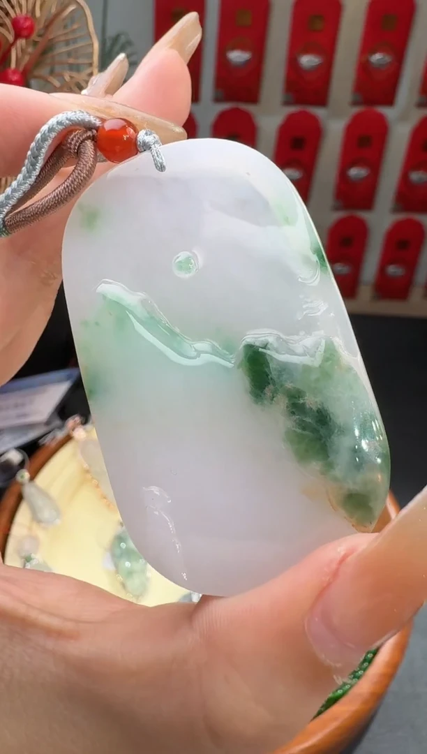 【闪购商品】翡翠颈饰未镶嵌挂件