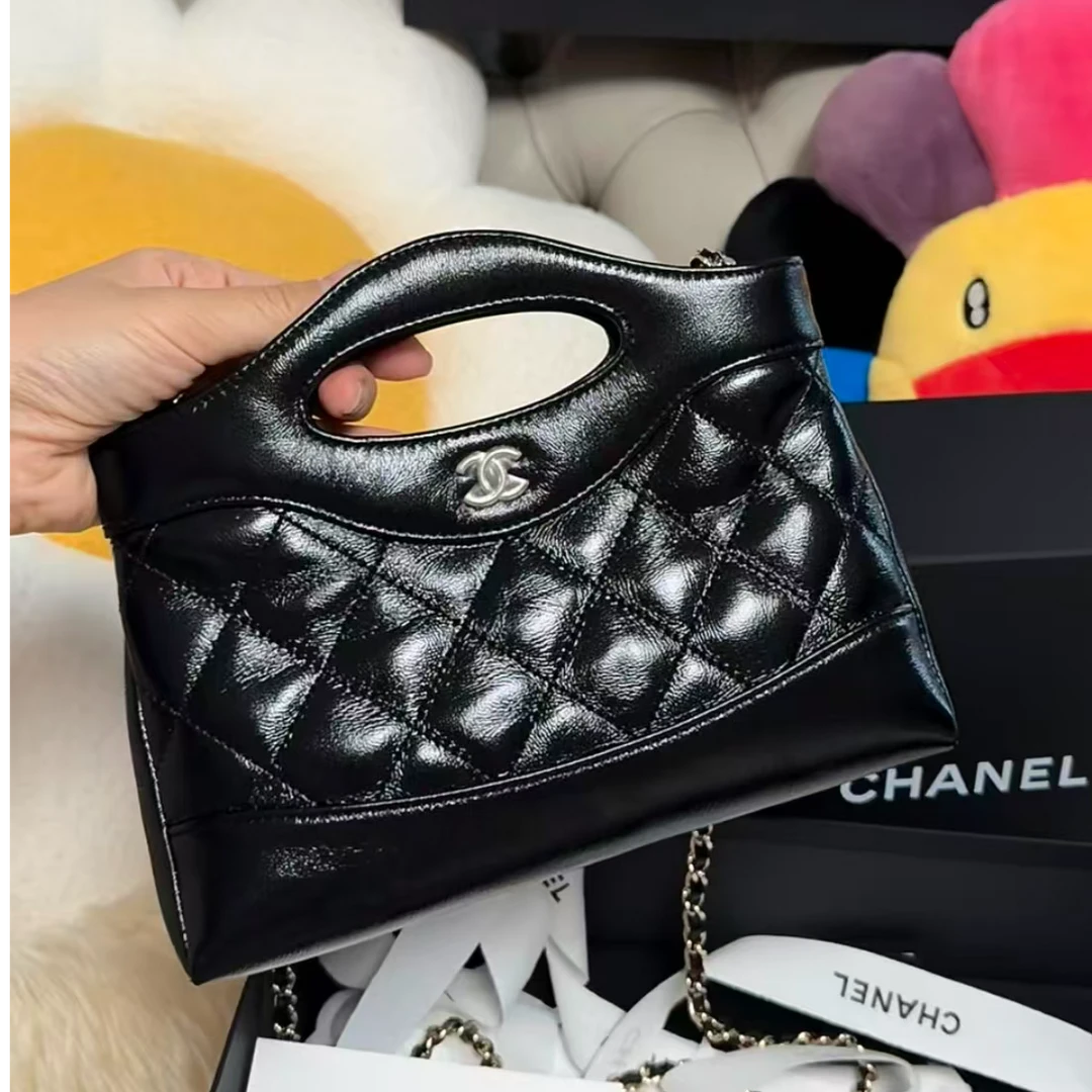 未使用 Chanel/香奈儿 青奢荟/黑31bagnano牛皮斜挎包/89027