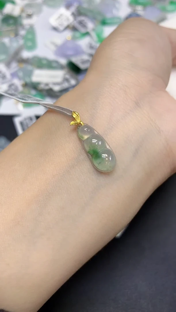 颈饰18K金镶嵌翡翠天然缅甸翡翠A货百元以上9元证书费自理