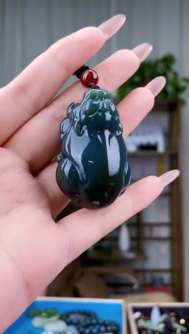 和田玉未镶嵌挂件拍一发一，多样性发货！