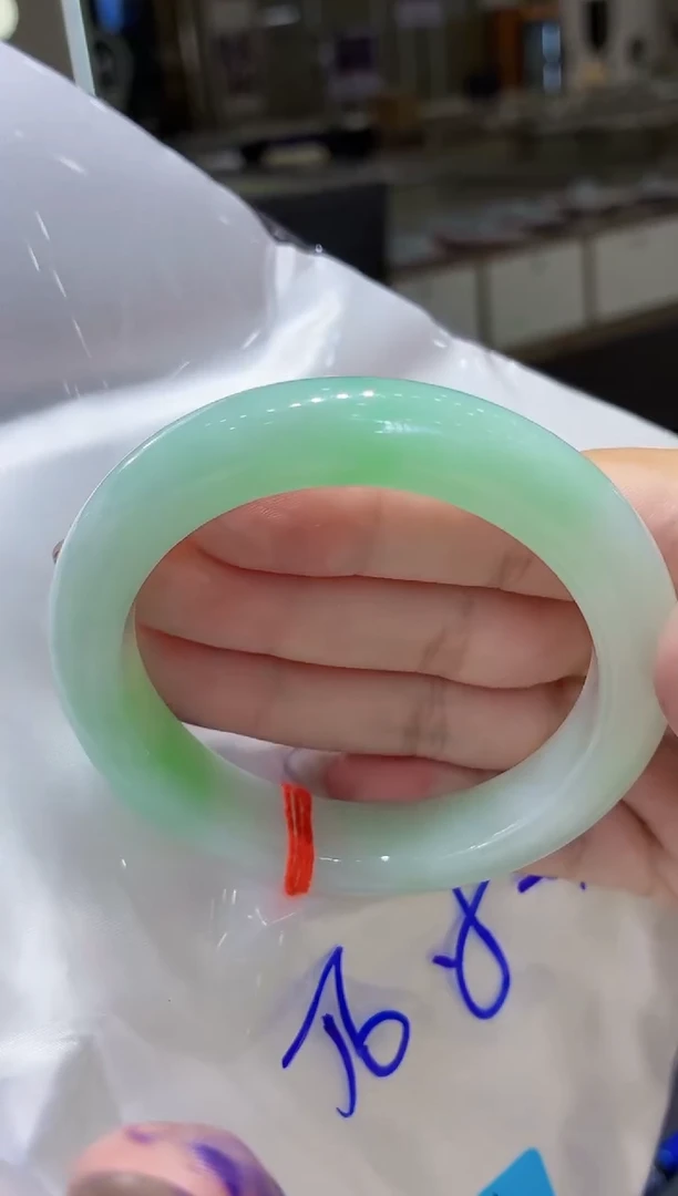 未镶嵌手镯翡翠翡翠手镯5657