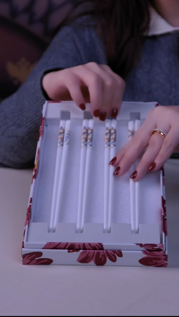 每天早上六点（兰花 筷子 ）