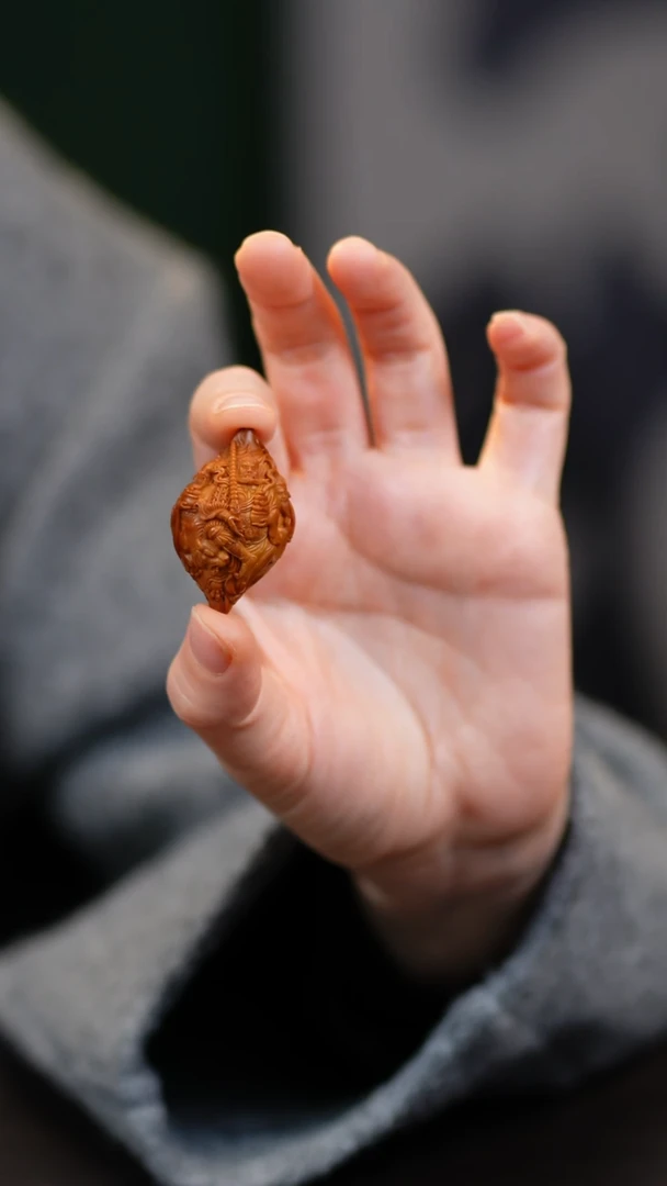 把件橄榄核壹*宋水官五路财神