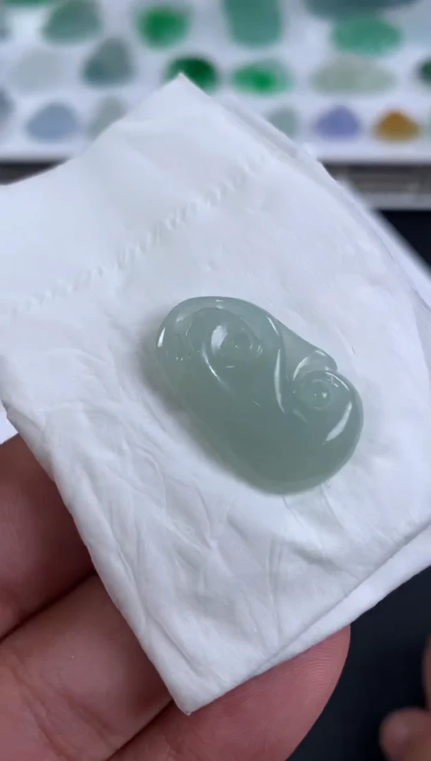 未镶嵌定制翡翠改**姐翡翠