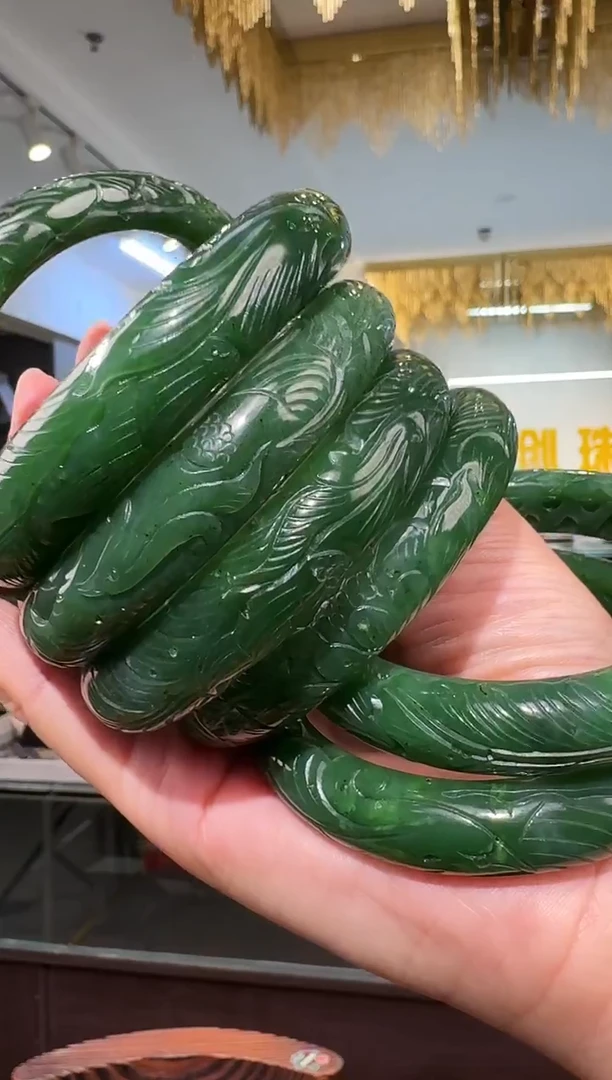 未镶嵌手镯和田玉手镯多样式发货只发一个