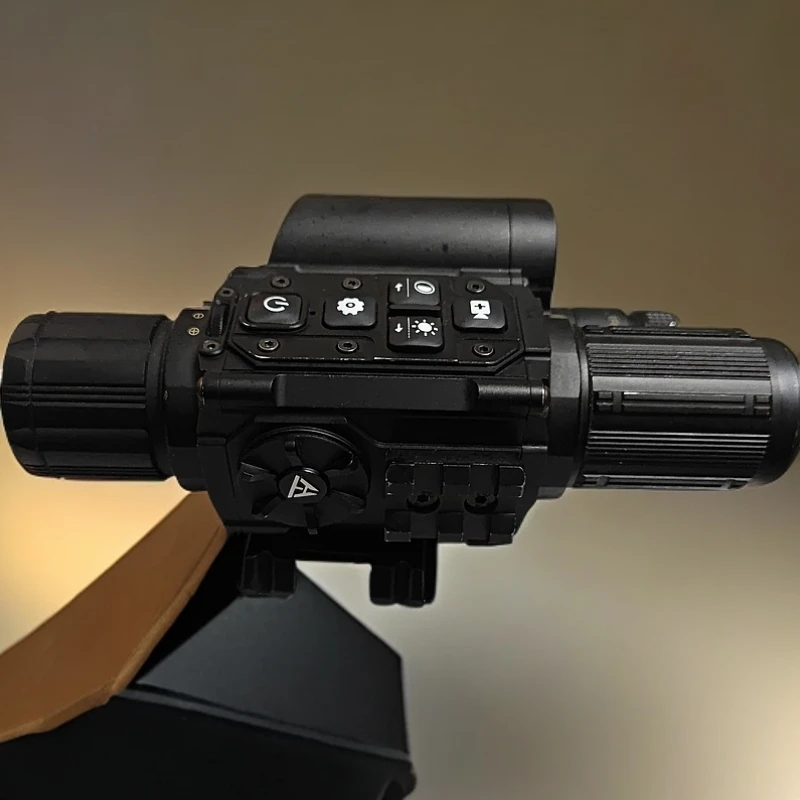 阿肯p2R户外红外夜视瞄