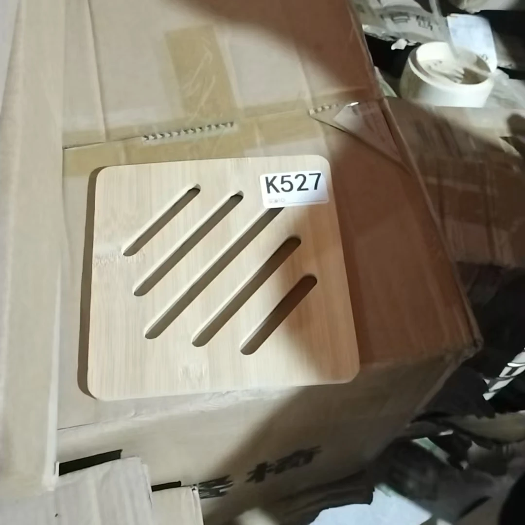 K527#桌面隔热垫18*18CM库存尾货（三楼）