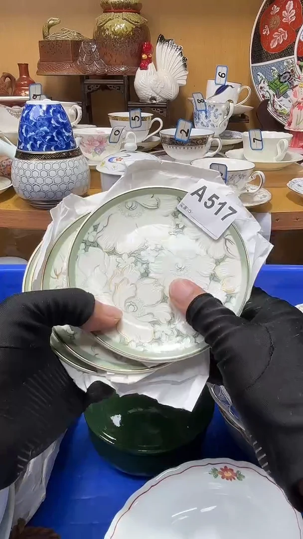 自**功中古货品默认微瑕
