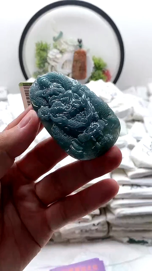 颈饰未镶嵌翡翠普贤