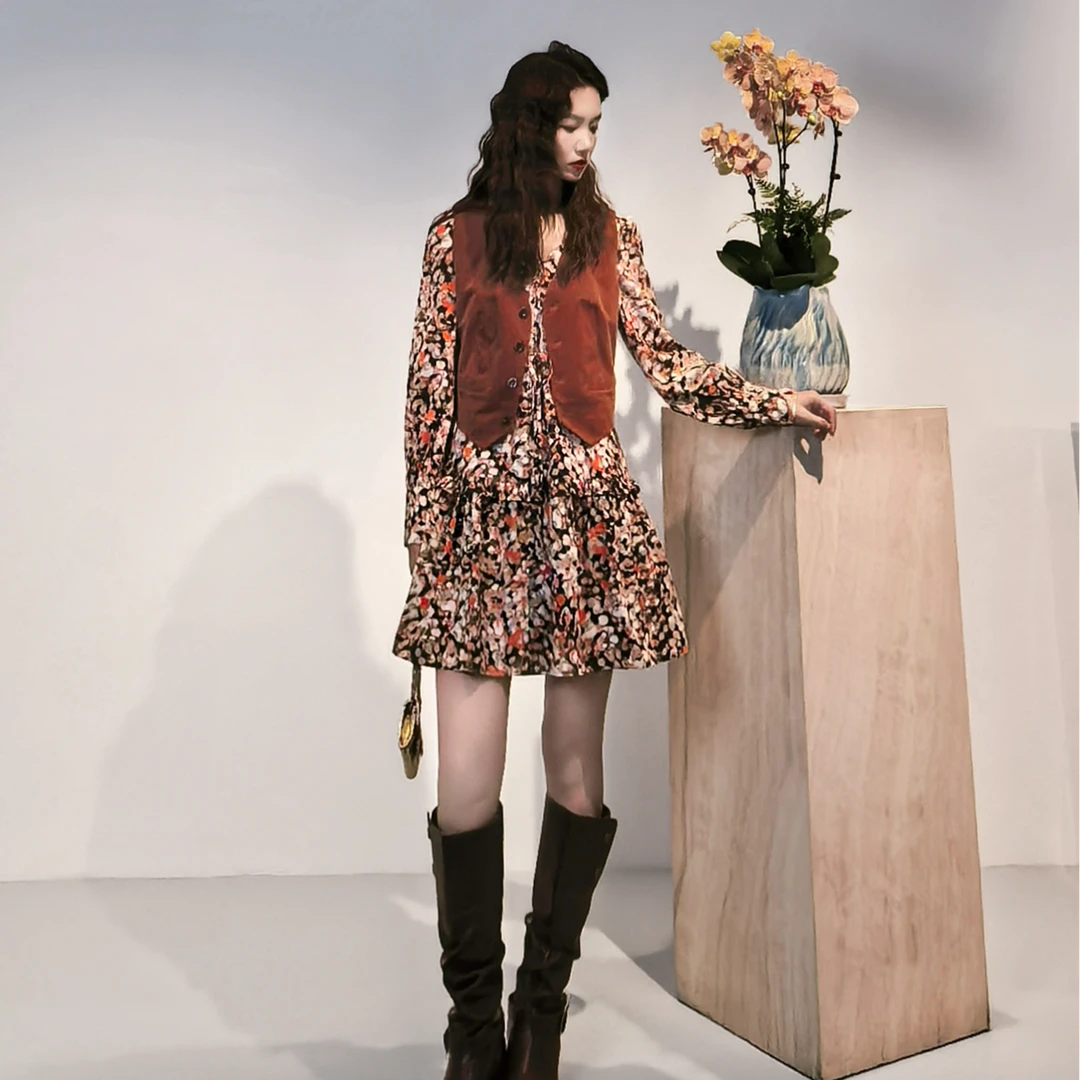 GIRDEAR/哥弟夏季【蔷薇恋人】度假时尚浪漫印花新款连衣裙1500442