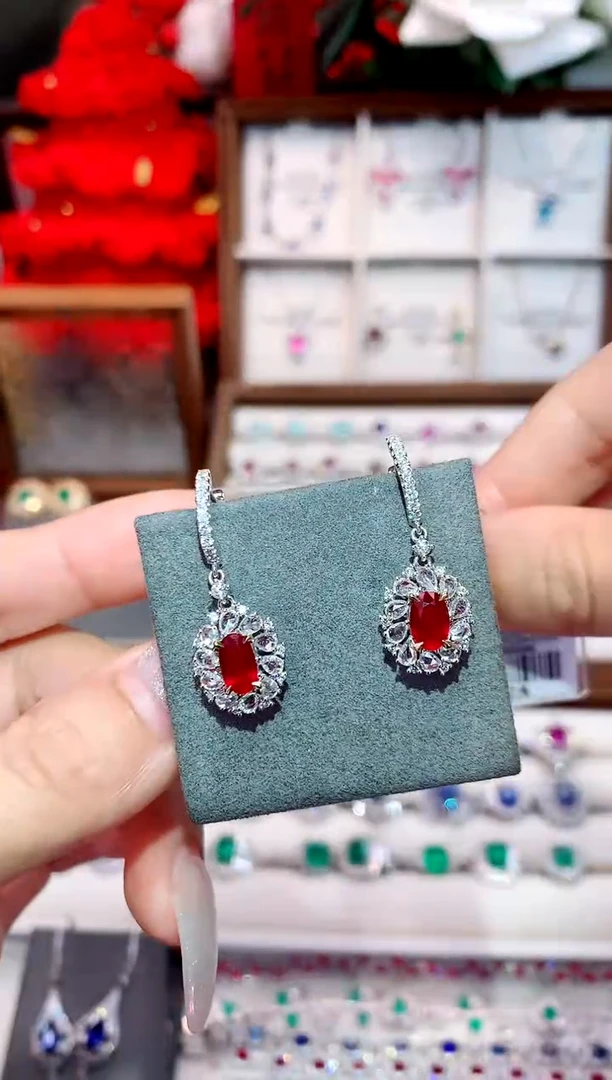 18K金镶嵌耳饰红宝石2.11ct/天然宝石/七天无理由
