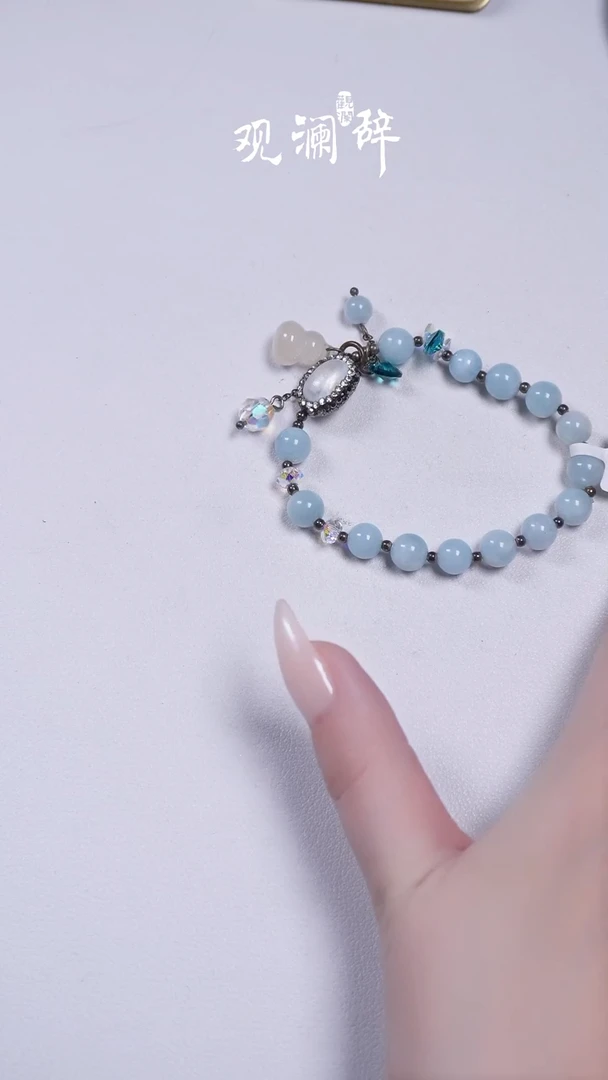 【闪购商品】水晶手链银S925镶嵌海蓝宝手链