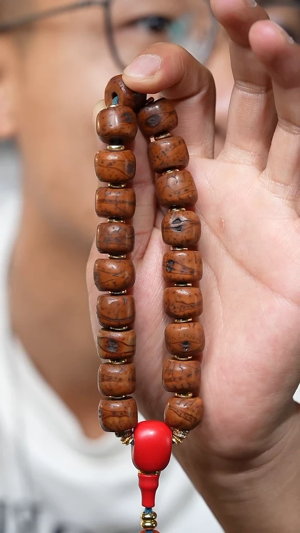 【闪购商品】老凤眼(多样性发货，发其一）