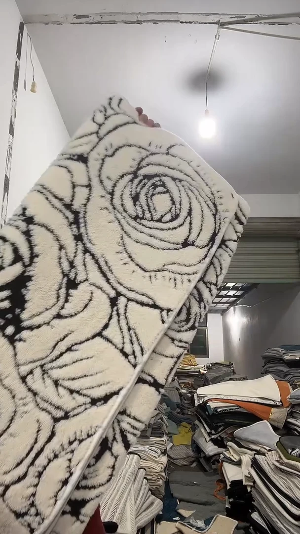 雪尼尔110*280米白色玫瑰