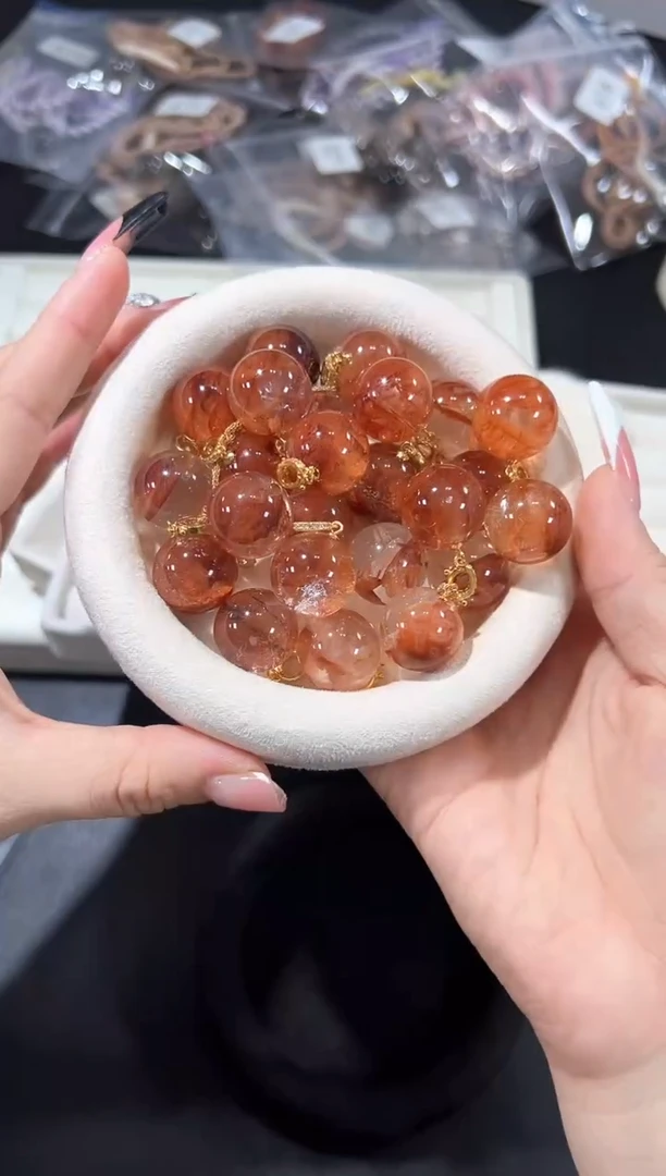 吊坠(不含链)银S925镶嵌水晶21q多样性发其一【1个】