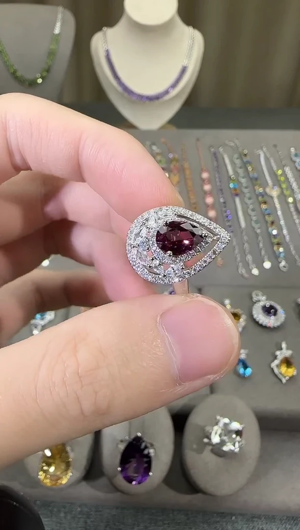 银S925镶嵌戒指石榴石10*8mm戒指水滴款