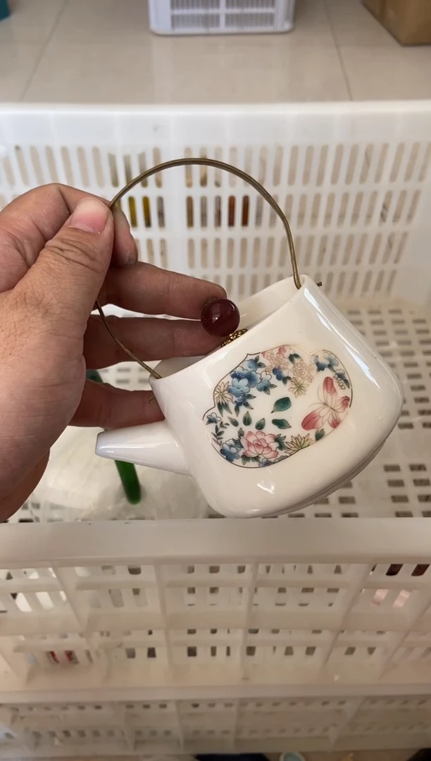 杯无运费险有瑕疵的摄影的产品有使用过的痕迹有点脏介意勿拍