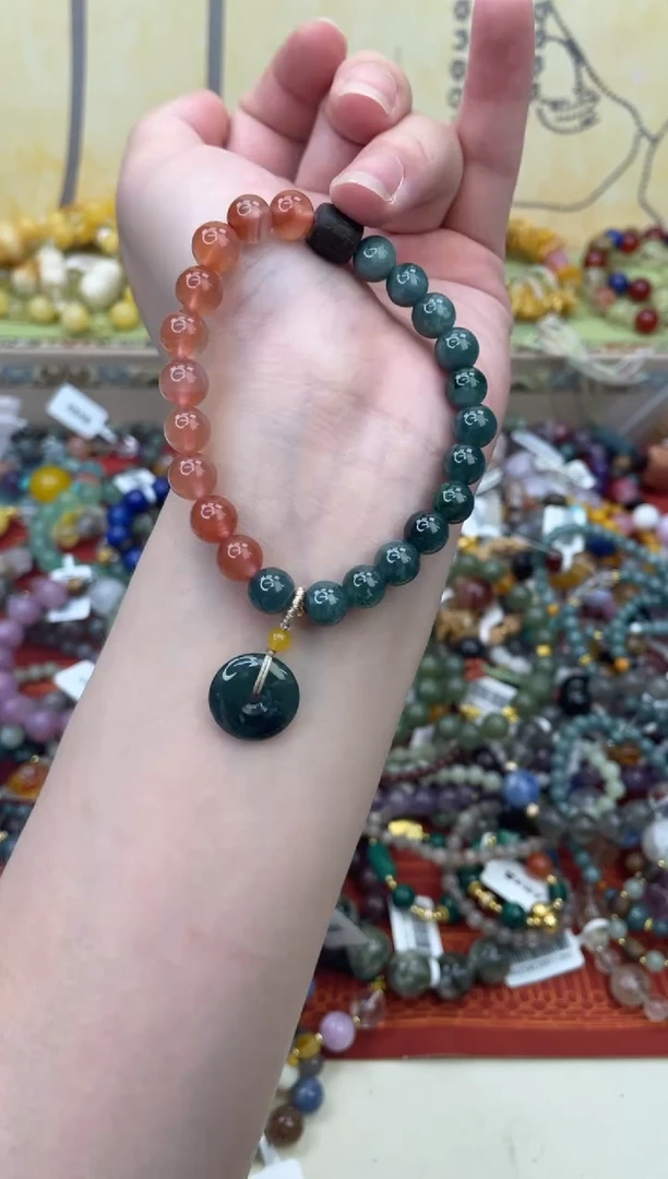 未镶嵌翡翠手饰140