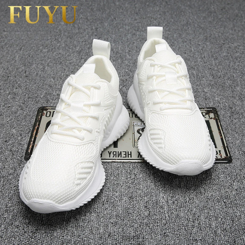 高端白色运动男鞋秋冬新款韩版透气轻便百搭飞织网面跑步潮鞋子