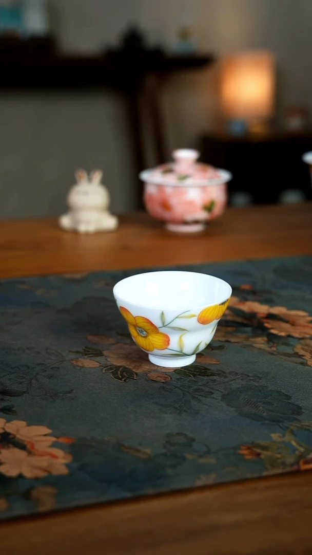 陶瓷一一零五-二一六