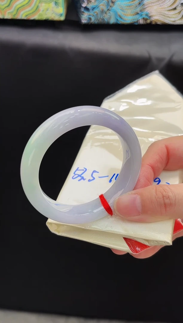 翡翠手镯未镶嵌52-54翡翠手镯22