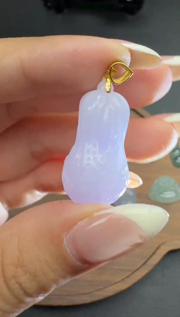 吊坠(赠链)18K金镶嵌翡翠500