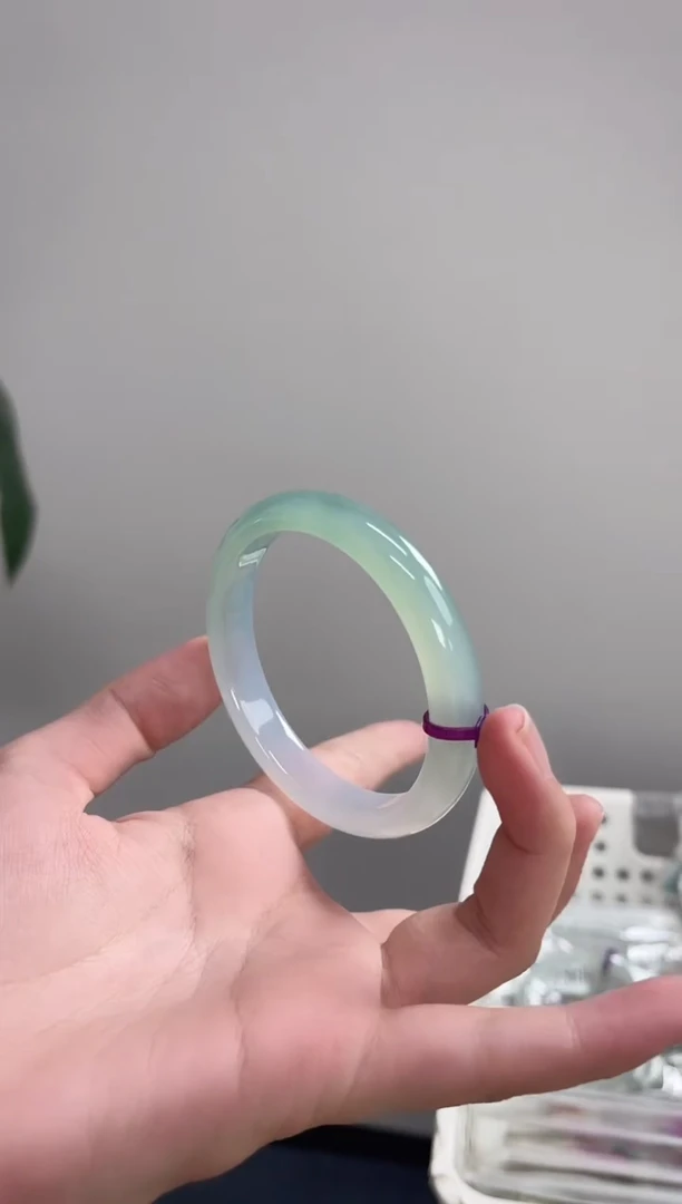 手镯玛瑙/玉髓未镶嵌58圈