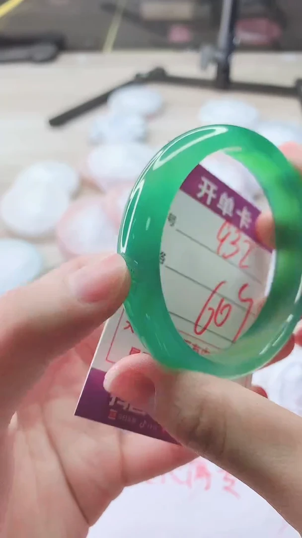 手镯玛瑙/玉髓未镶嵌832