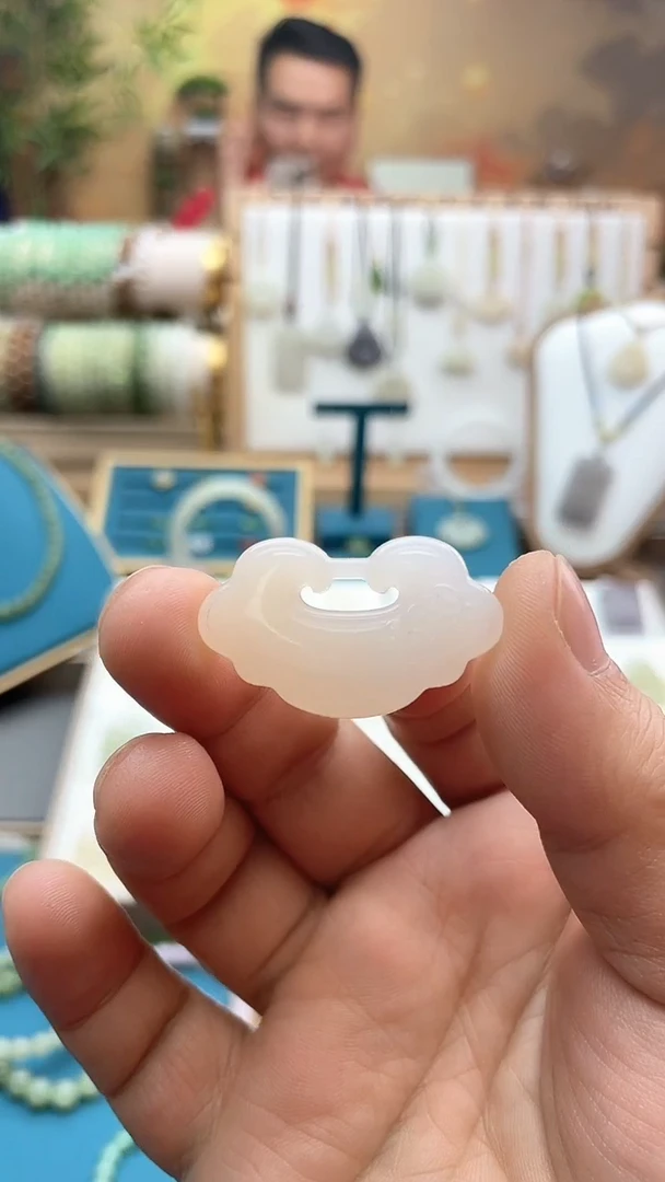 吊坠(不含链)未镶嵌和田玉卡35mm藕粉平安锁