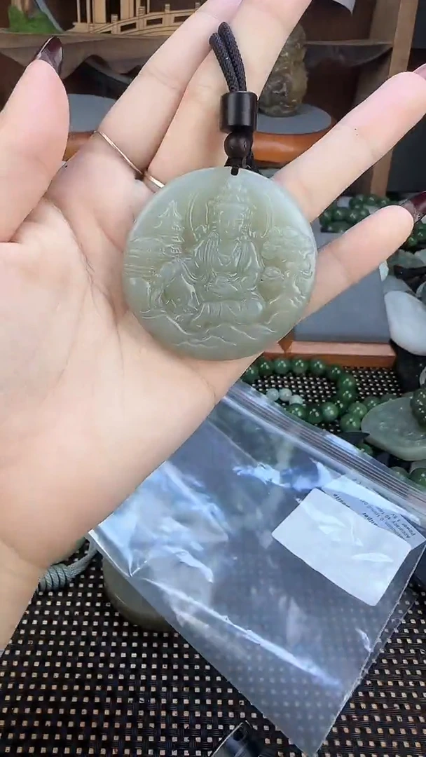 吊坠(不含链)未镶嵌和田玉1