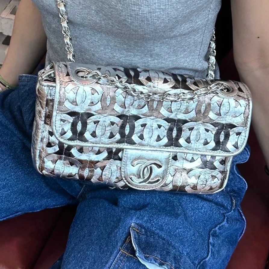 95新 Chanel/香奈儿 GGSCF中号限量款太空银logo银扣77594713