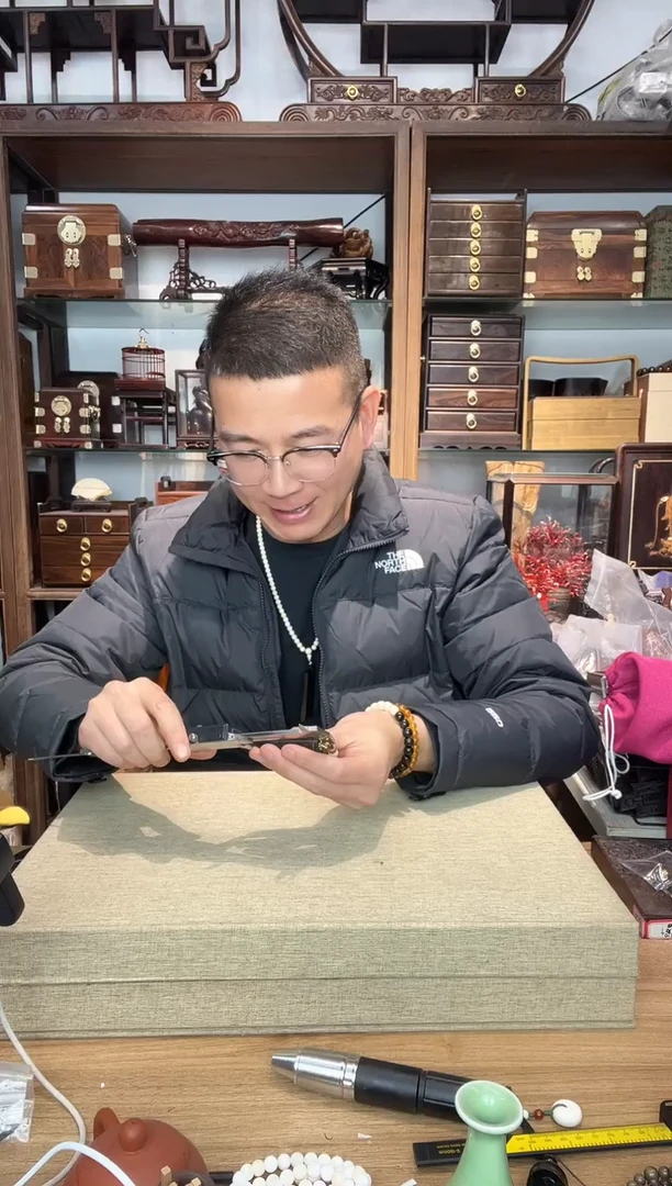 乌木类书架650紫光檀子弹手把件